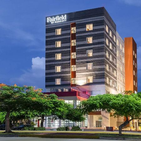 Fairfield By Marriott Inn And Suites Cancun Downtown Экстерьер фото